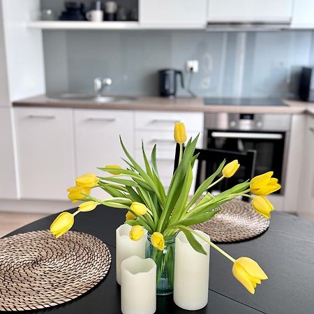 C- Home4U - Apartment With A City View Close To Aquapark, Parking In Secured Area Krakow Exterior photo